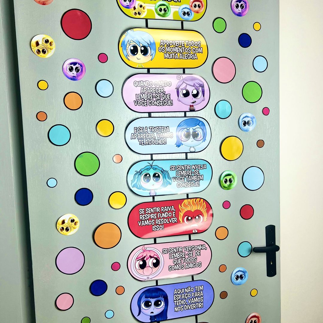 Painel de Porta Divertidamente