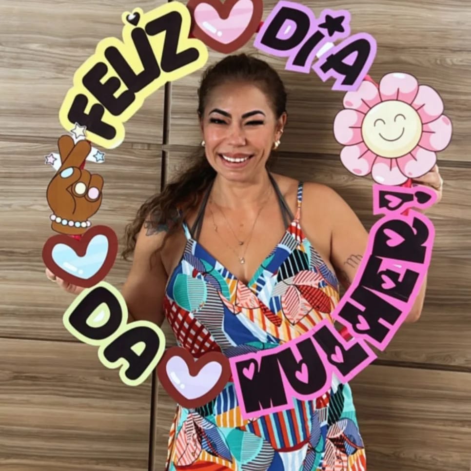 MOLDURA BAMBOLÊ DIA DA MULHER