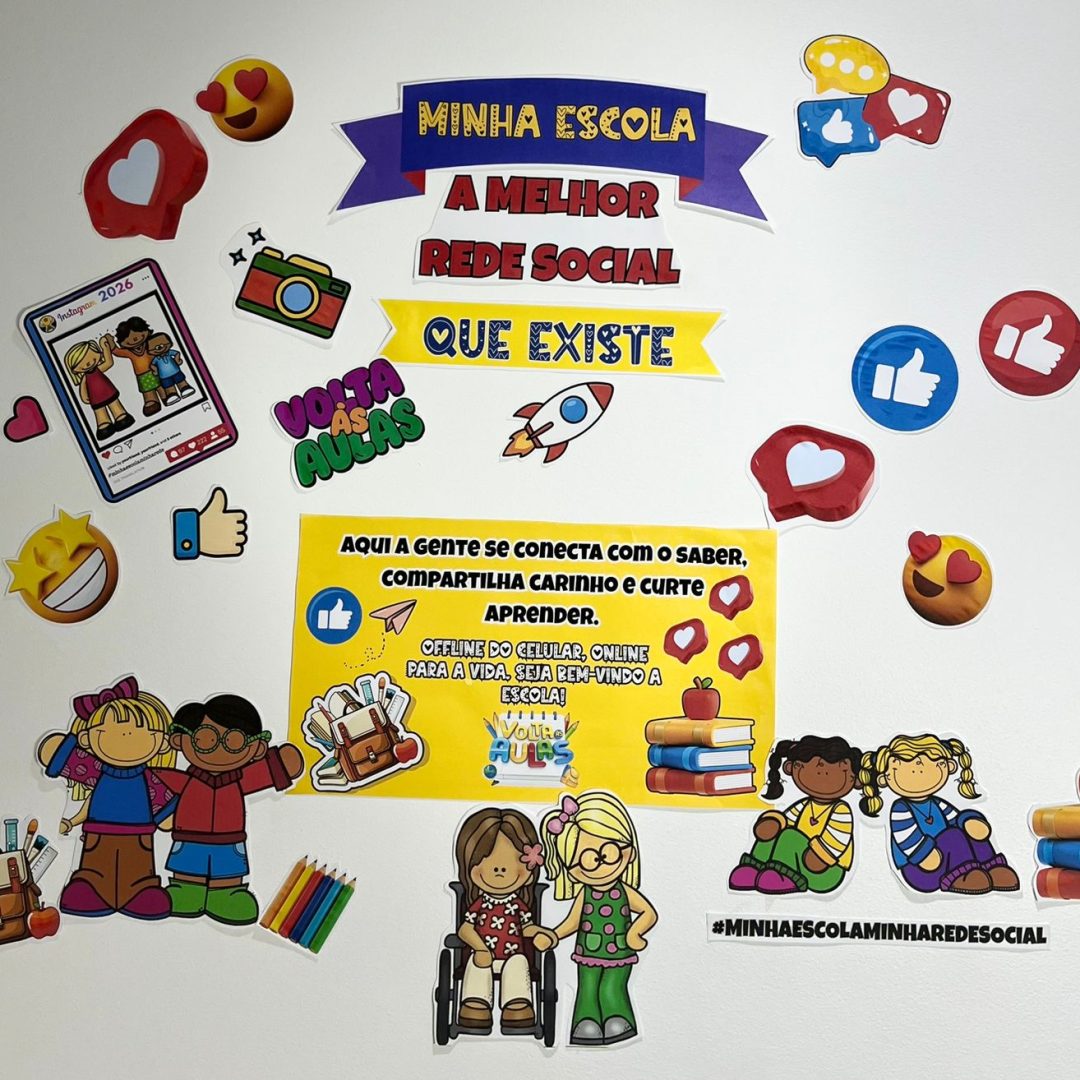 Painel de Parede  “Minha escola é a melhor rede social que existe”