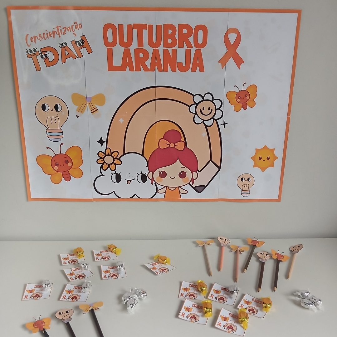 ✨ Painel Outubro Laranja + Cartãozinho + Ponteira para lápis ✨
